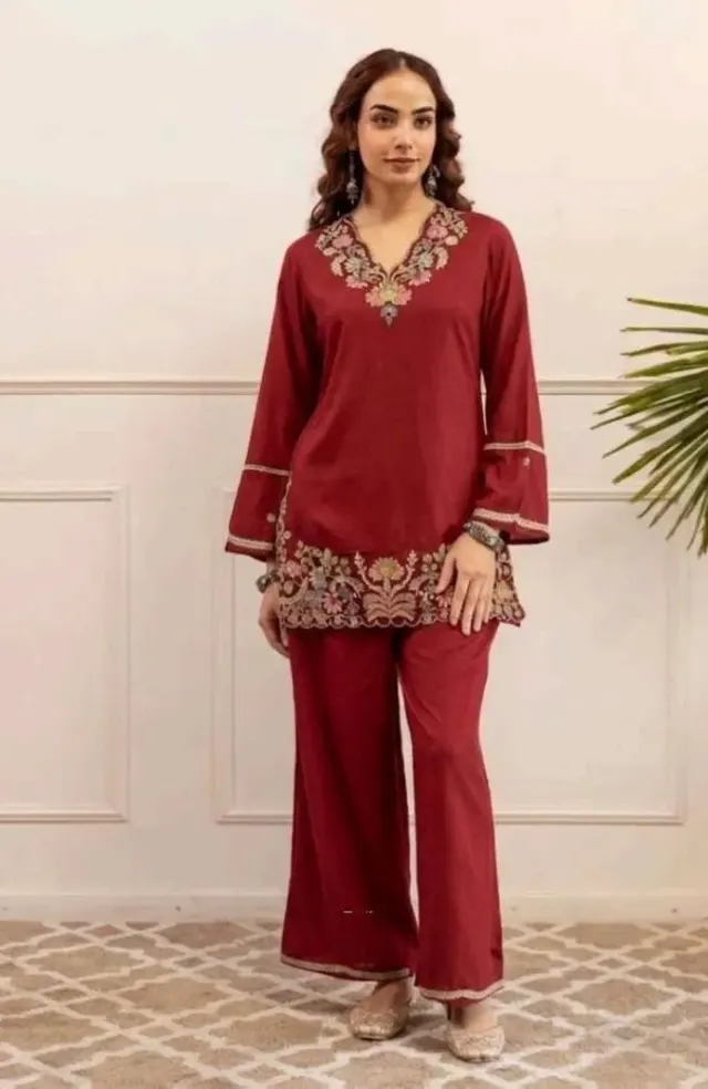 Stylish Co-ord Set with Embroidery